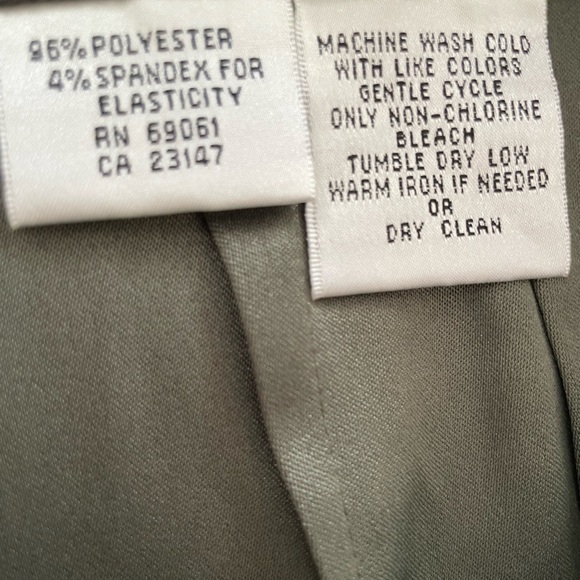 Size 16 Talbots, deep, gray green wrap skirt - Picture 6 of 6